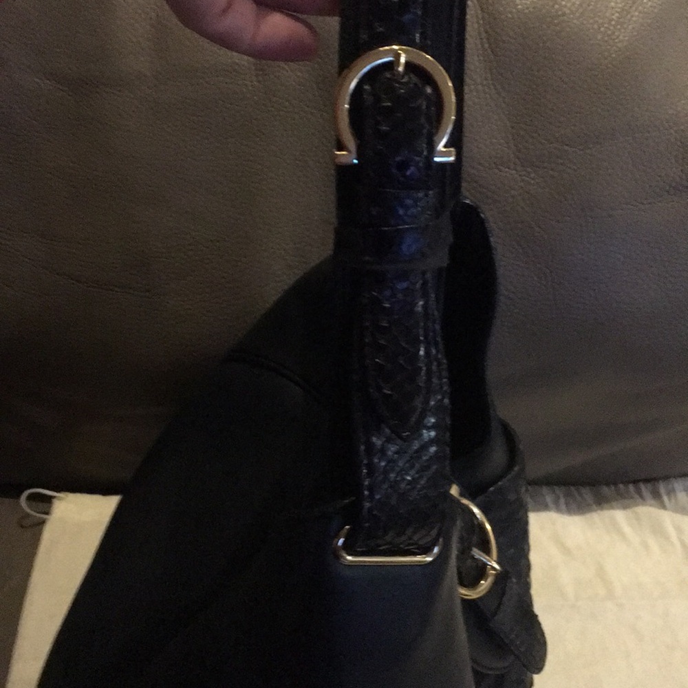 Salvatore Ferragamo leather/python rare bag - Picture 2 of 6
